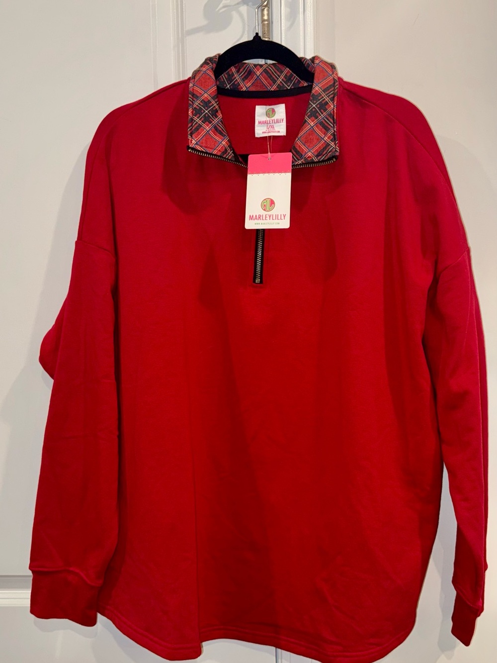 Marley Lilly Women’s Red Lightweight Sweatshirt with Plaid Trim Size L/XL NWT